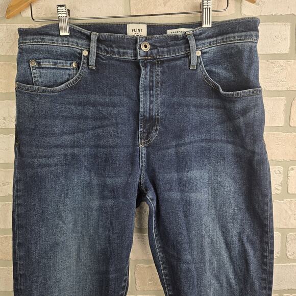 Flint and Tinder Jeans Mens 33x32 Blue Wash Tapered Fit Made in USA Denim - Picture 6 of 9